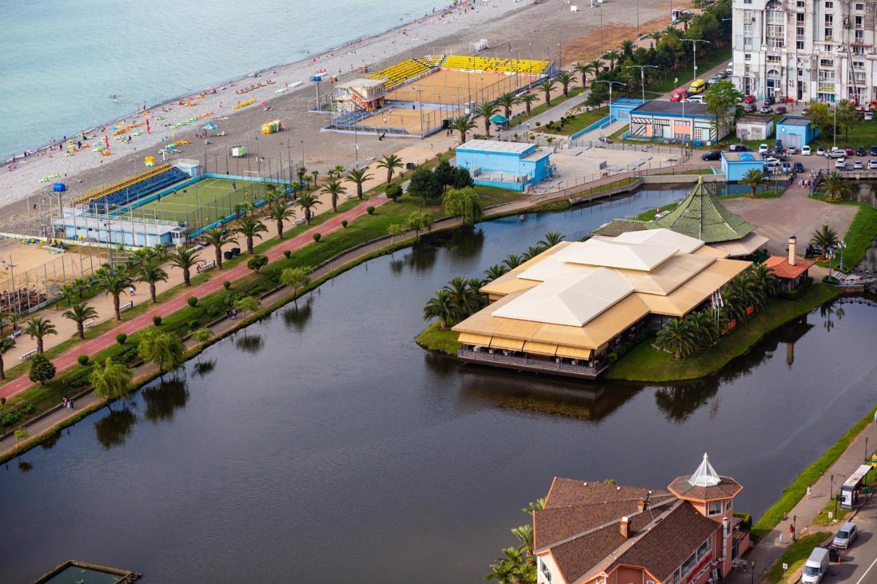 G-Point City Beach Batumi Exterior photo